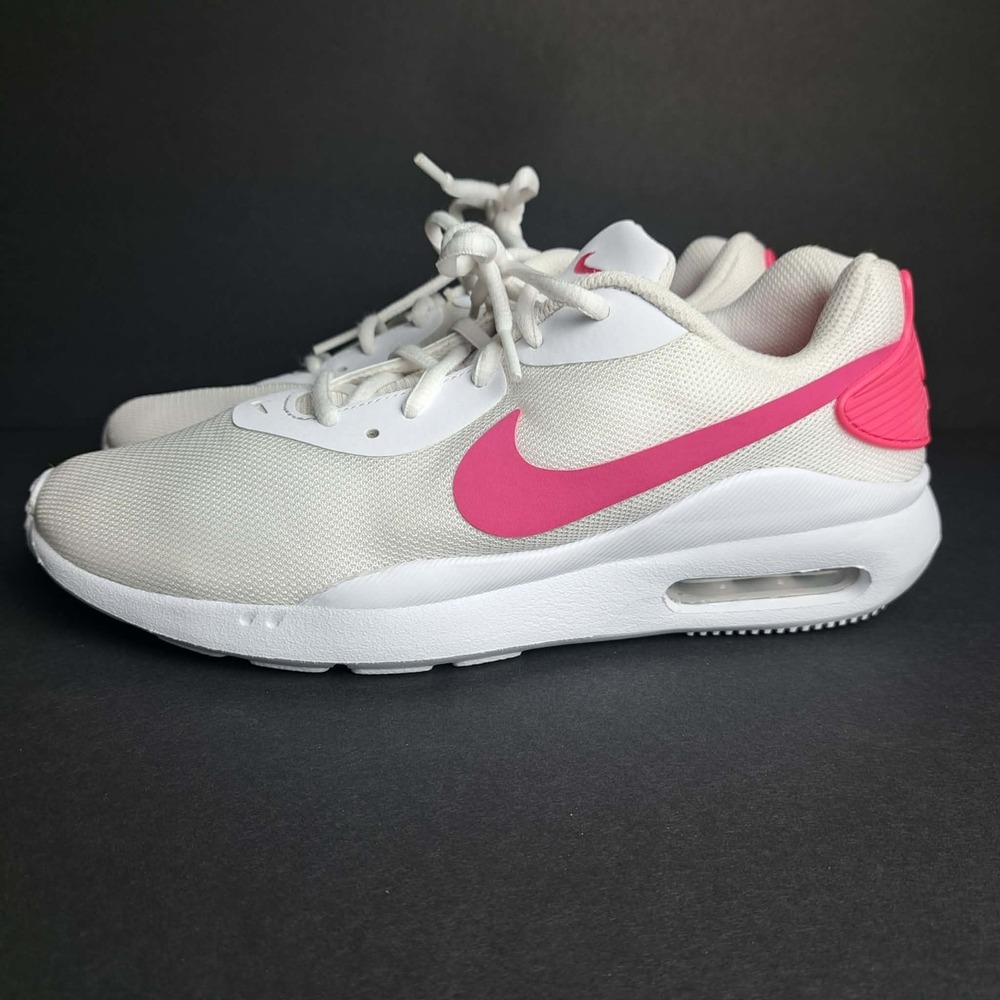 Nike Womens Air Max Oketo AQ2231-103 White Running Shoes Sneakers Size 8.5